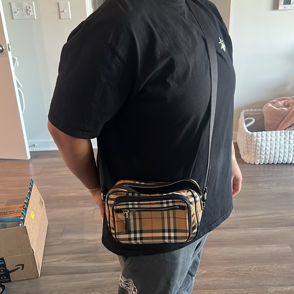 Burberry Front Pocket Crossbody Bag Checkered Canvas - Picture 10 of 11